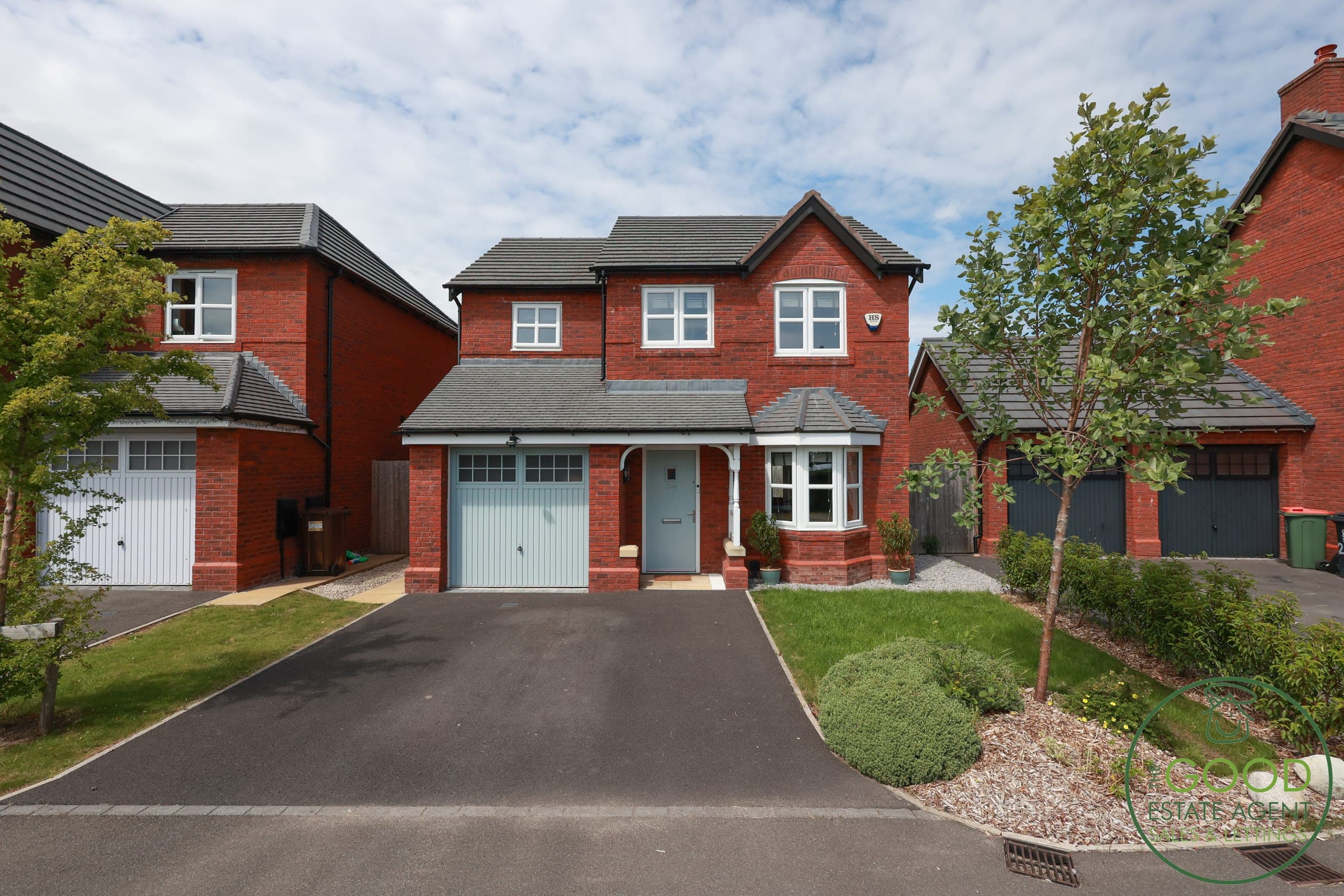 Hoyles Lane Cottam, Preston PR4 0LD