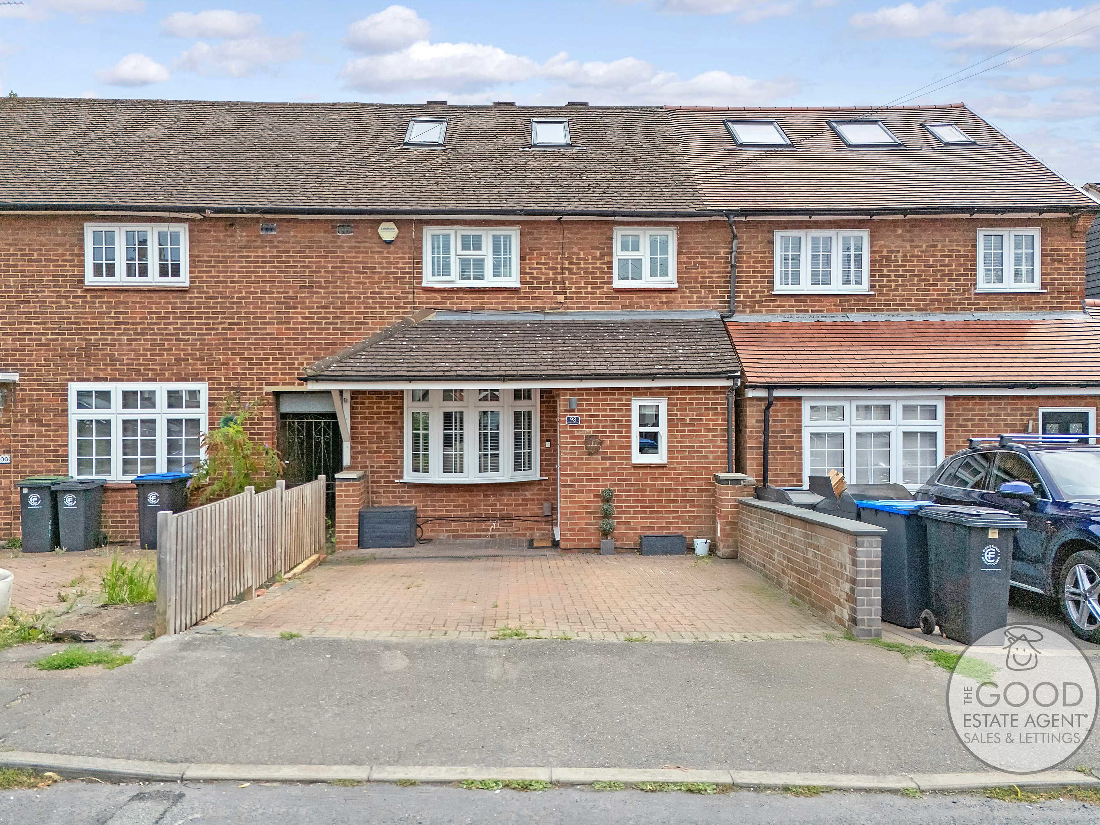 Colebrook Lane, Loughton IG10 2HN