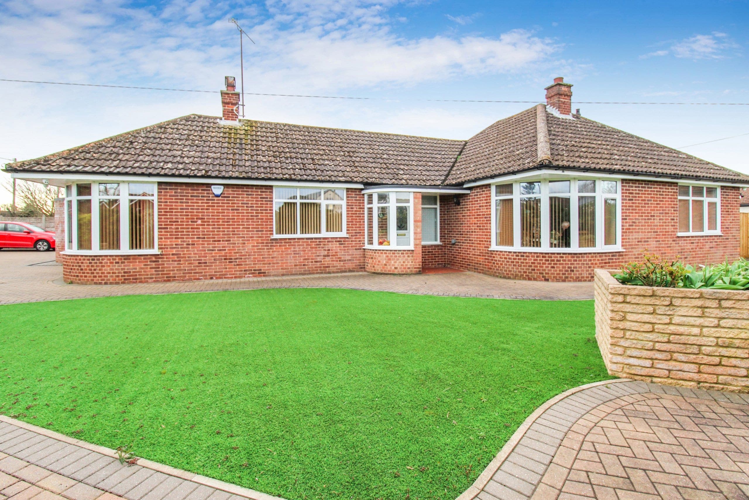 87 Station Road, Stoke Mandeville, Buckinghamshire HP22 5UA