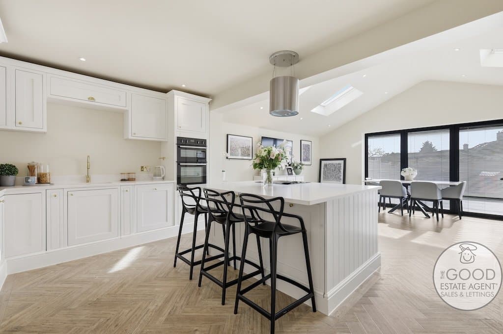 Grosvenor Drive, Loughton, IG10 2LG