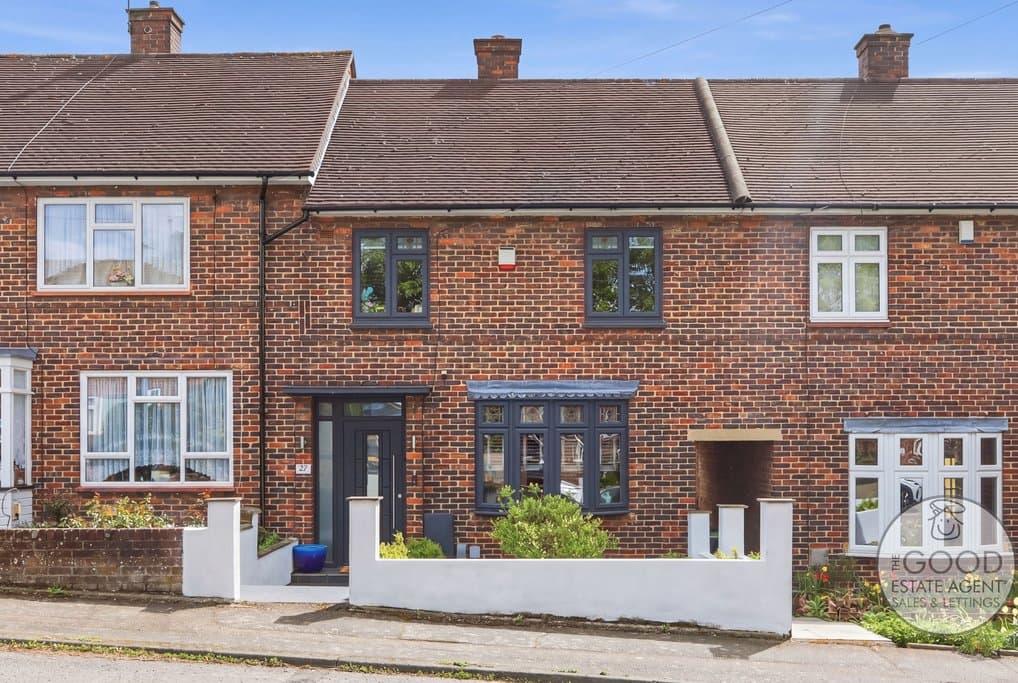 Bushfields, Loughton, IG10 3JU
