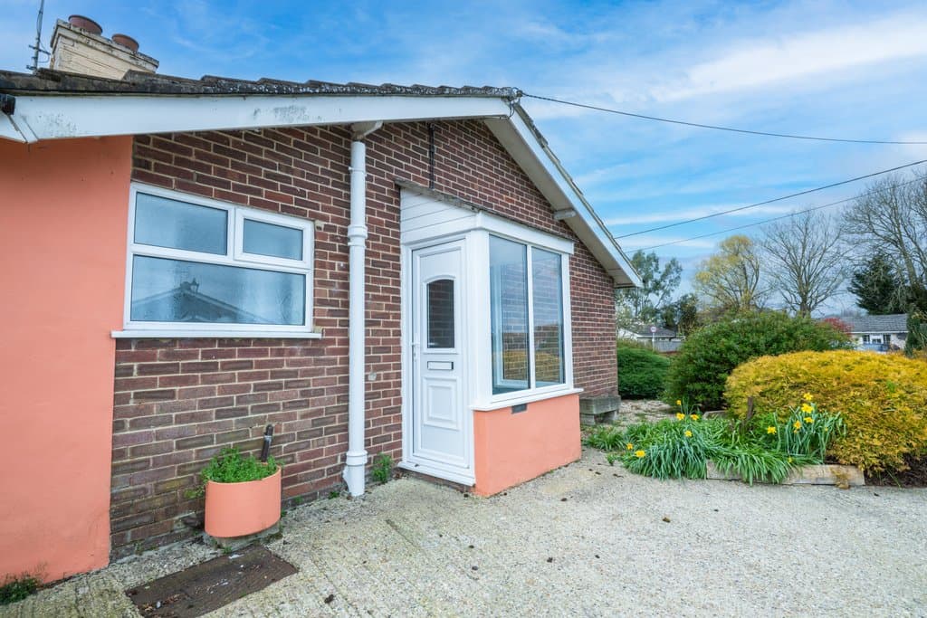 Swan Green Sellindge, Ashford, Kent TN25 6EX