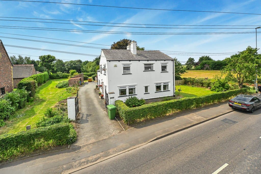 Warrington Road, Glazebury