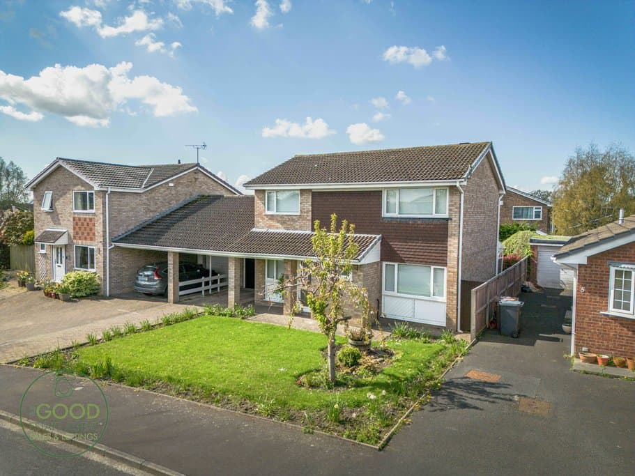 The Hawthorns , Preston, PR2 8UX