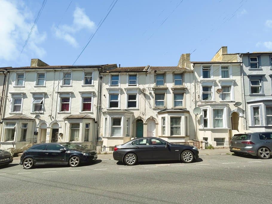 Dover Road, Folkestone, CT20