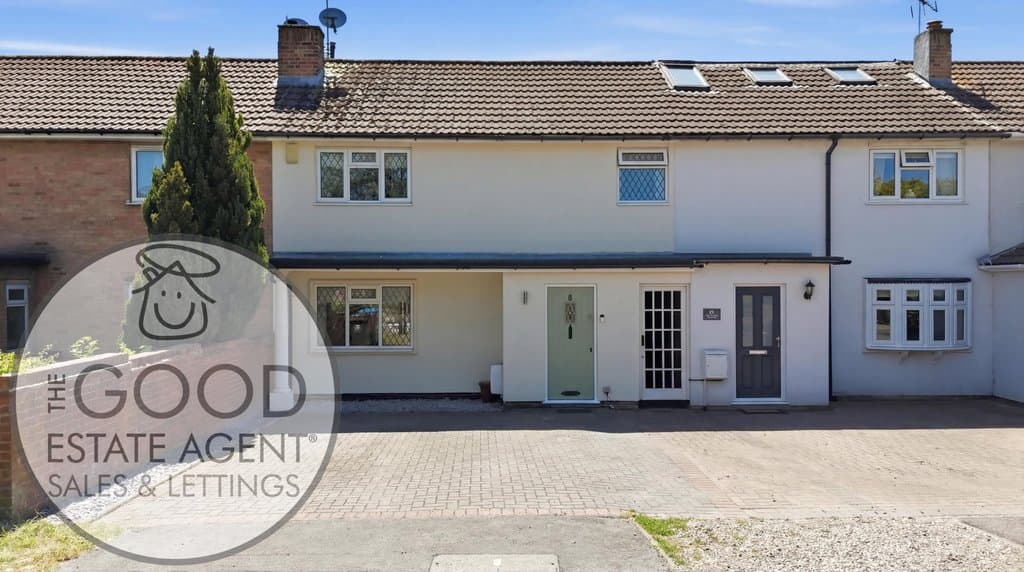 Lambourne Road, Chigwell, IG7 6ET