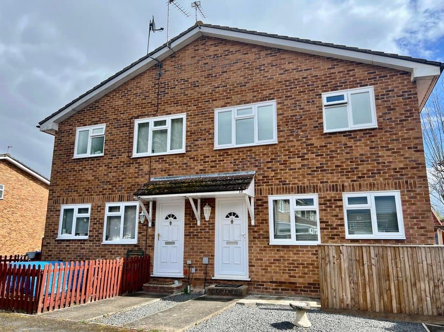Alton Court Aymer Drive, Staines, Middlesex, Middlesex, TW18 3LH