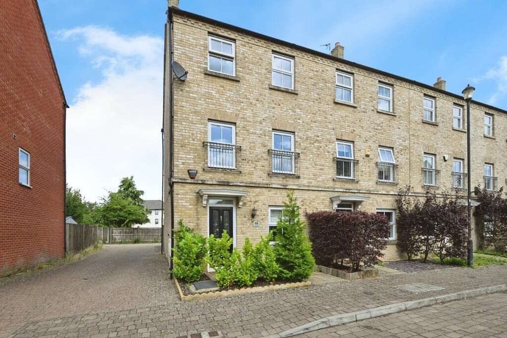 Avocet Close, Rugby, CV23 0WU