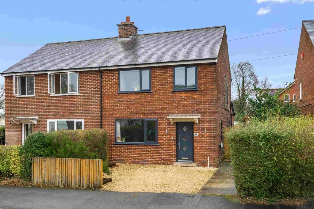 West Crescent Broughton, Preston PR3 5JY